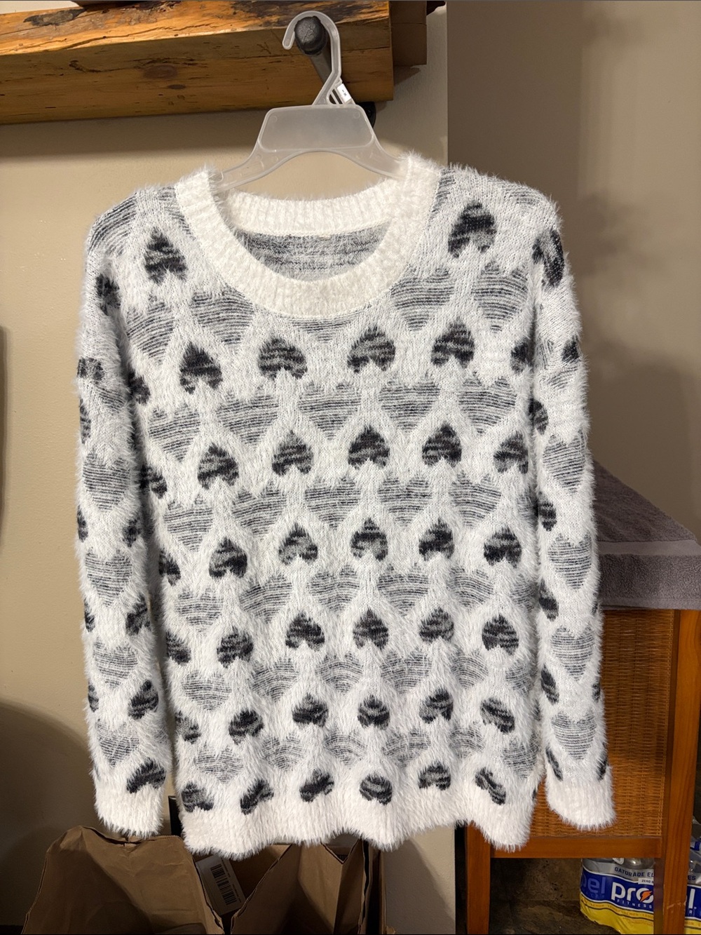 Fuzzy Heart-Print Crewneck Sweater in White and Gray